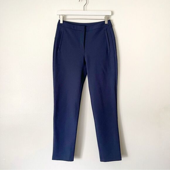 Lululemon On The Move Navy Blue Pants Size 4 NWOT - Picture 1 of 12
